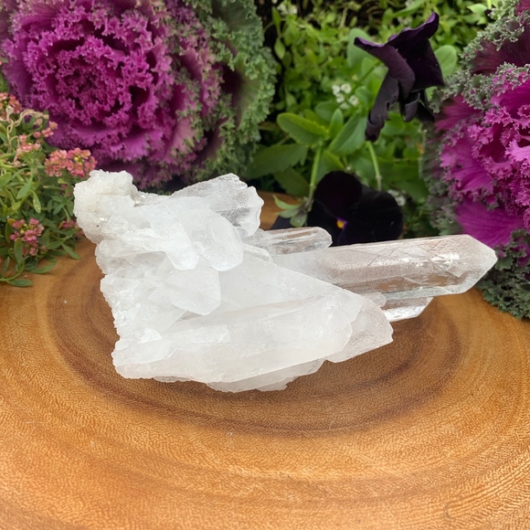 RAW QUARTZ CRYSTAL CLUSTER POINTS - Picture 3 of 6